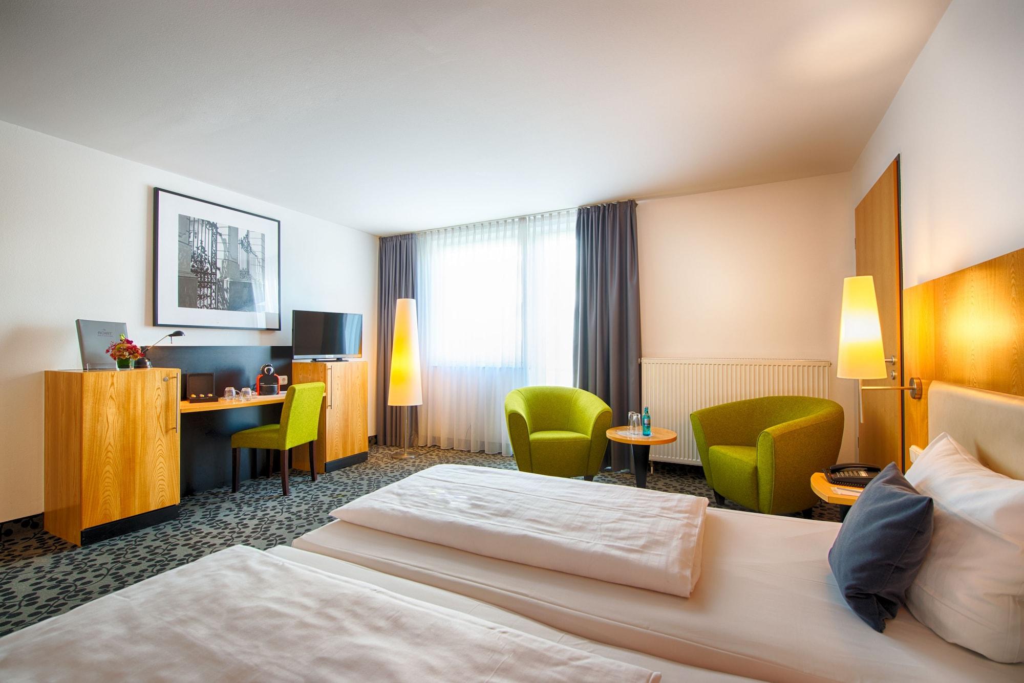 Achat Hotel Offenbach Plaza Экстерьер фото