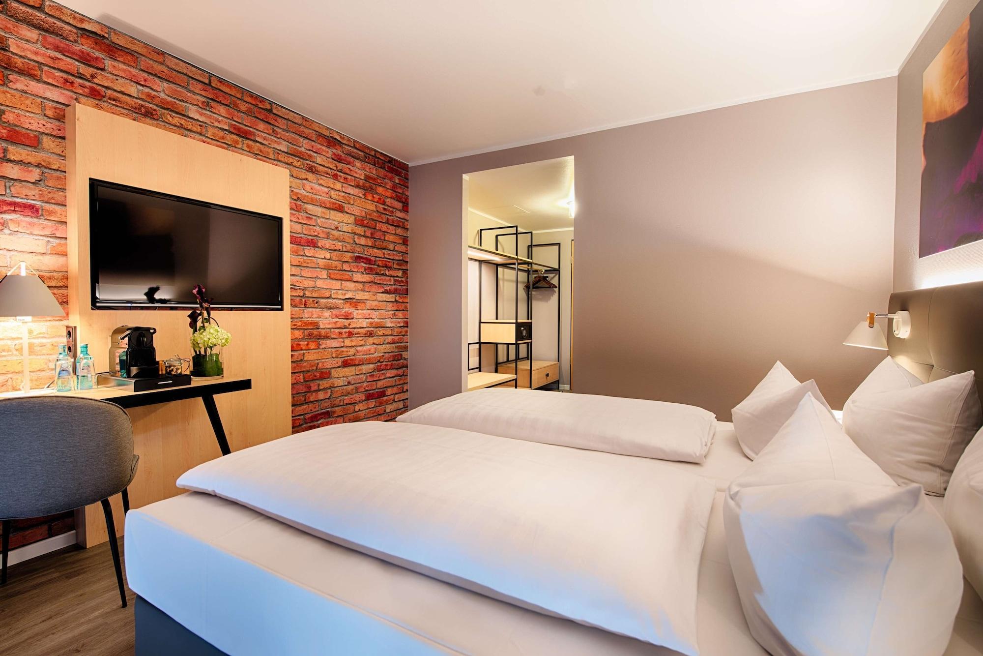 Achat Hotel Offenbach Plaza Экстерьер фото