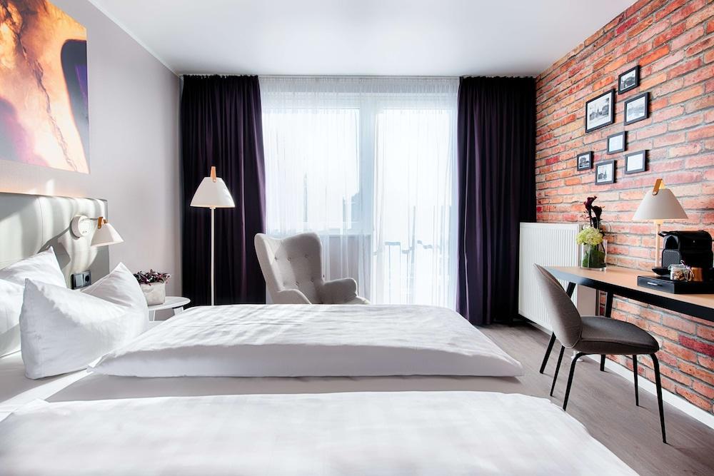 Achat Hotel Offenbach Plaza Экстерьер фото